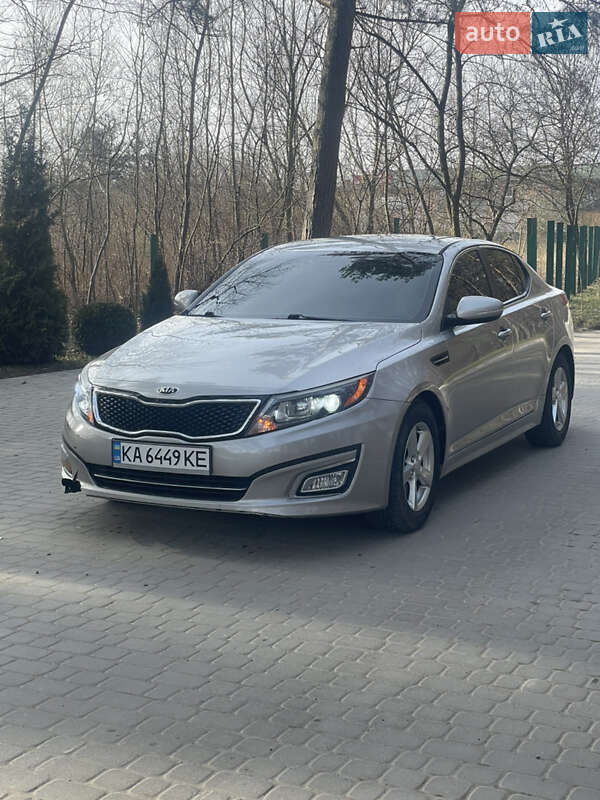 Седан Kia Optima 2015 в 