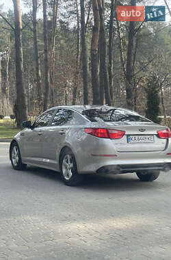 Седан Kia Optima 2015 в 