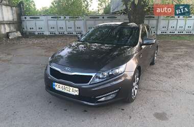 Седан Kia Optima 2012 в 