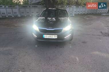 Седан Kia Optima 2012 в 