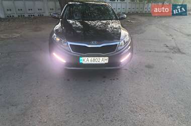 Седан Kia Optima 2012 в 