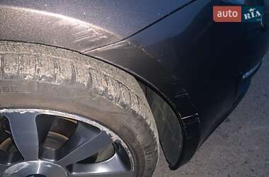 Седан Kia Optima 2012 в 