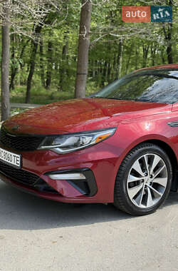 Седан Kia Optima 2018 в 