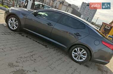Седан Kia Optima 2013 в 