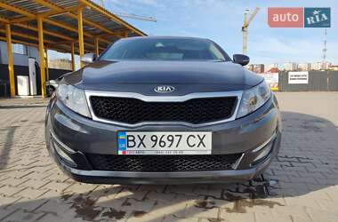 Седан Kia Optima 2013 в 