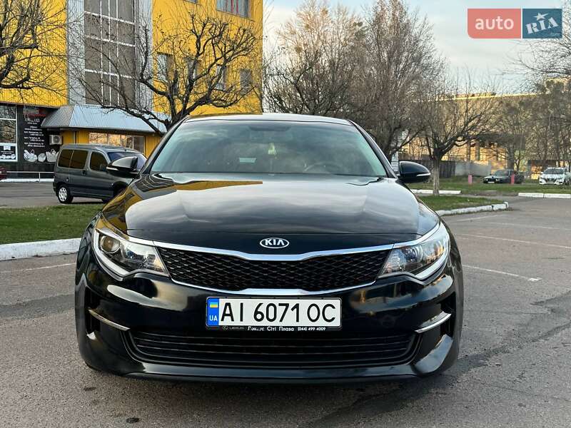 Седан Kia Optima 2016 в Черкасах