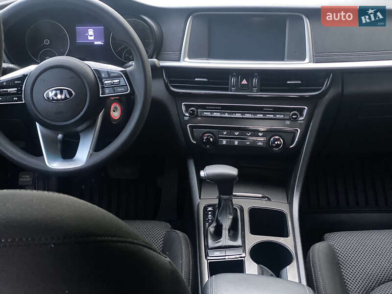 Седан Kia Optima 2019 в Виннице