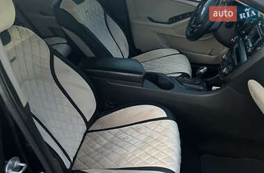 Седан Kia Optima 2013 в 