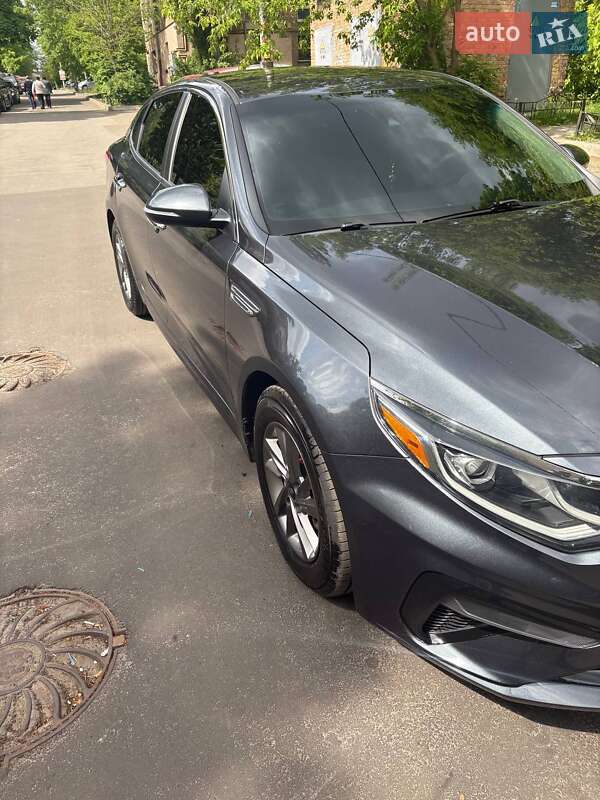 Kia Optima 2019