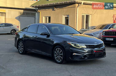 Седан Kia Optima 2018 в 