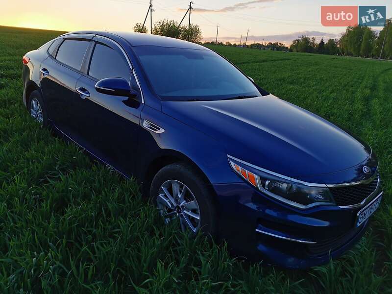 Седан Kia Optima 2017 в Сумах