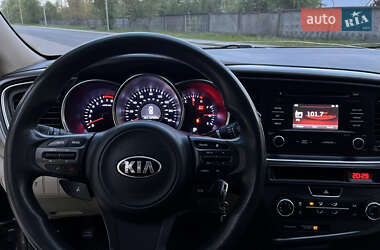 Седан Kia Optima 2013 в 