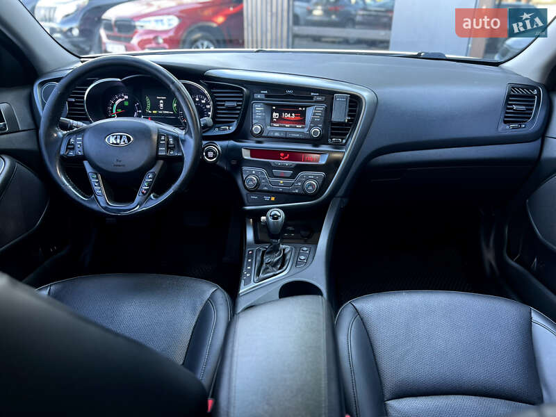Седан Kia Optima 2013 в Одессе