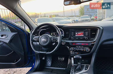Седан Kia Optima 2015 в 