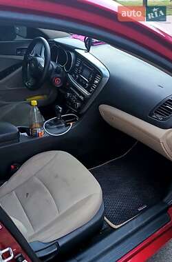 Седан Kia Optima 2014 в 