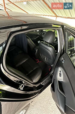 Седан Kia Optima 2014 в 