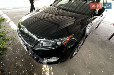 Седан Kia Optima 2014 в 