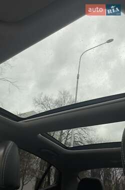 Седан Kia Optima 2011 в 