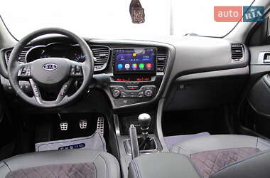 Седан Kia Optima 2012 в 