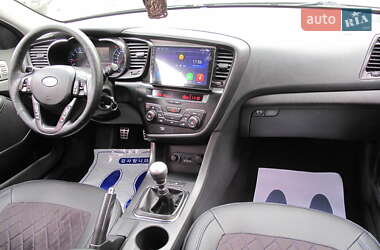 Седан Kia Optima 2012 в 