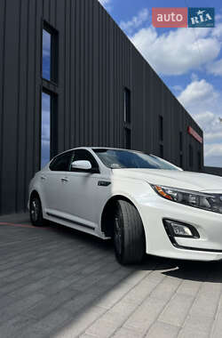 Седан Kia Optima 2014 в 
