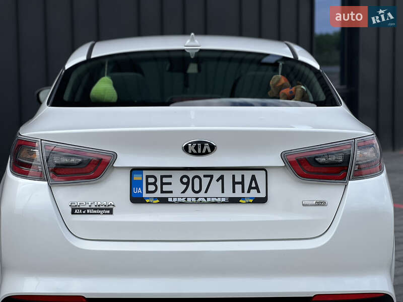 Седан Kia Optima 2014 в Первомайске