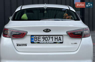 Седан Kia Optima 2014 в 