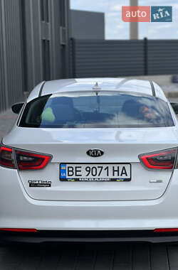 Седан Kia Optima 2014 в 