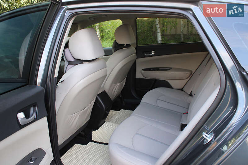 Седан Kia Optima 2016 в Рівному фото 14 Седан Kia Optima 2016 в Рівному