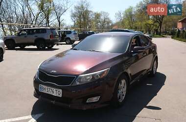 Седан Kia Optima 2014 в 
