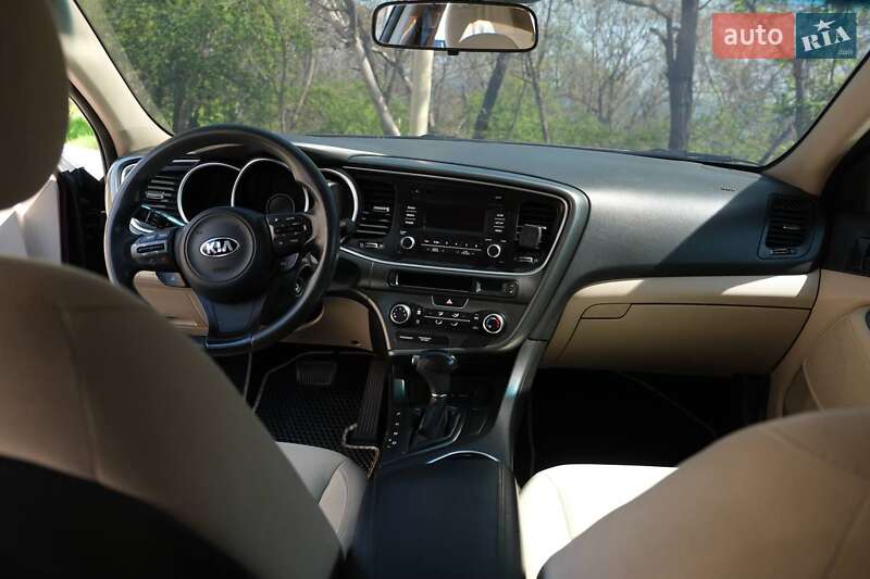 Седан Kia Optima 2014 в Одессе