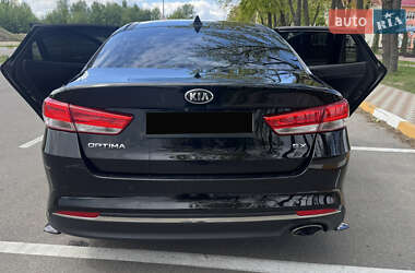 Седан Kia Optima 2016 в 