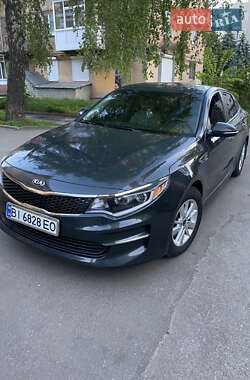 Седан Kia Optima 2015 в 