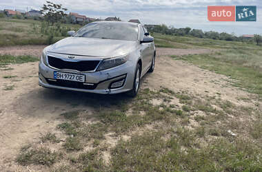 Седан Kia Optima 2013 в Одессе