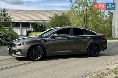 Седан Kia Optima 2013 в 