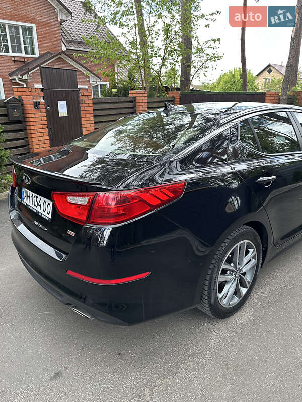 Седан Kia Optima 2013 в Софіївській Борщагівці