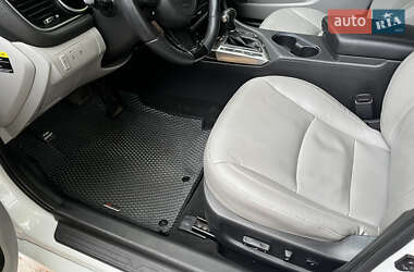 Седан Kia Optima 2014 в 