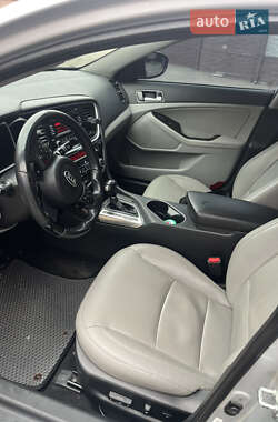 Седан Kia Optima 2014 в 
