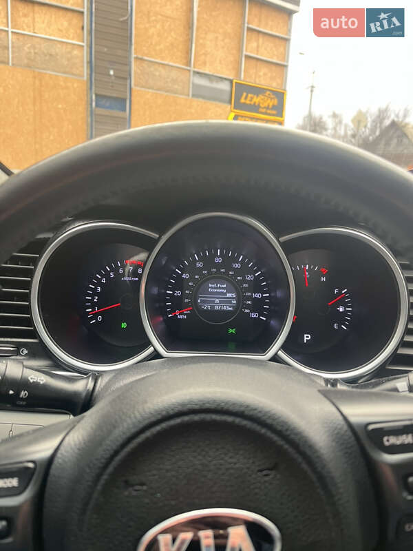 Седан Kia Optima 2014 в Харькове
