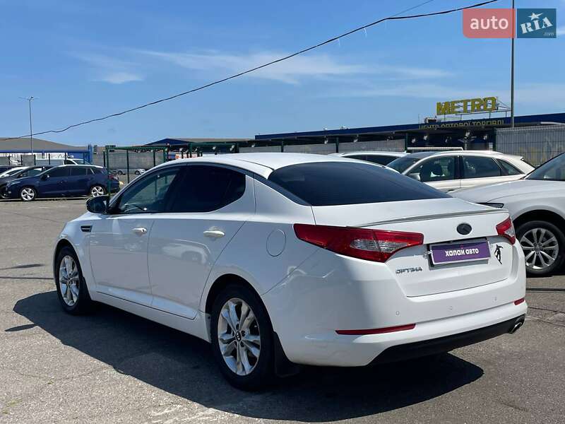 Седан Kia Optima 2013 в Одесі