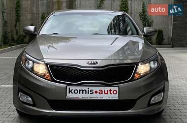 Седан Kia Optima 2014 в 