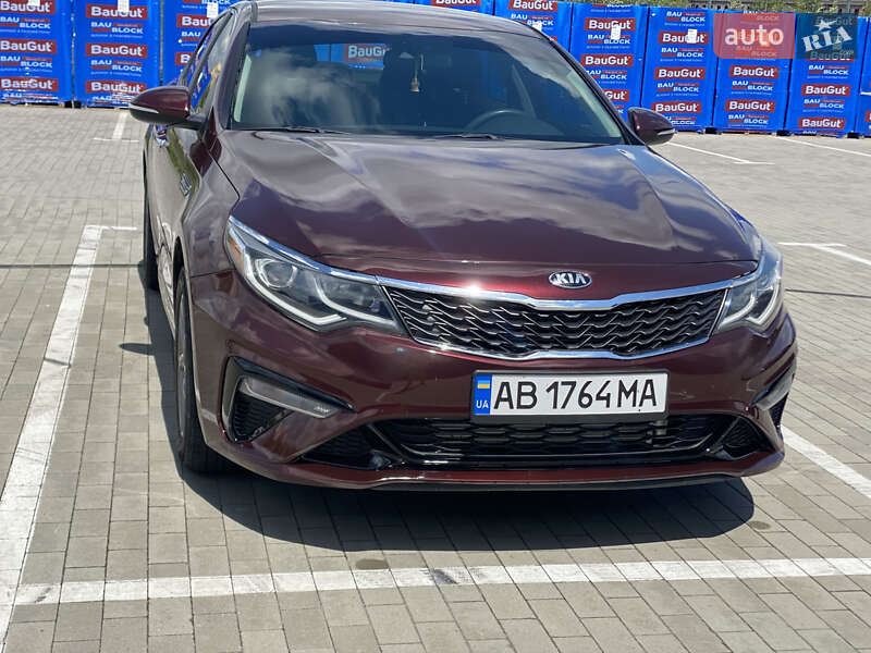 Седан Kia Optima 2019 в Виннице