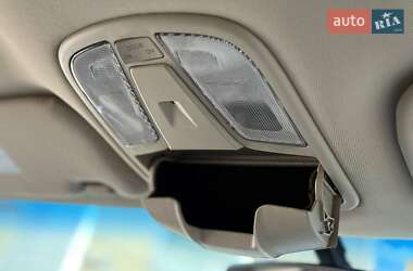 Седан Kia Optima 2012 в 