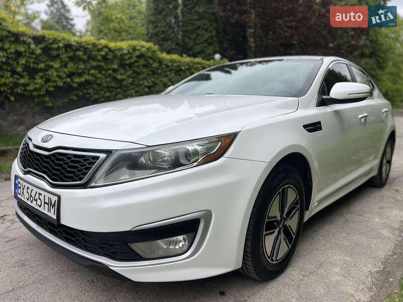 Седан Kia Optima 2011 в 