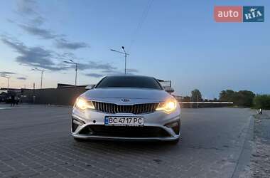 Седан Kia Optima 2020 в 