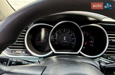 Седан Kia Optima 2014 в 