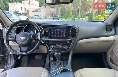 Седан Kia Optima 2013 в 