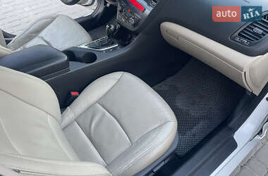 Седан Kia Optima 2012 в 