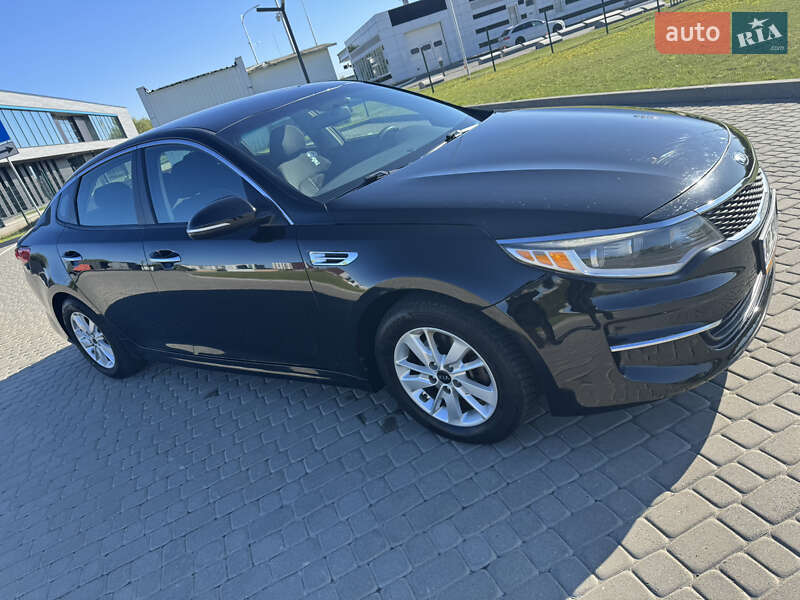 Седан Kia Optima 2017 в Львове