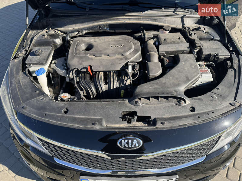 Седан Kia Optima 2017 в Львове